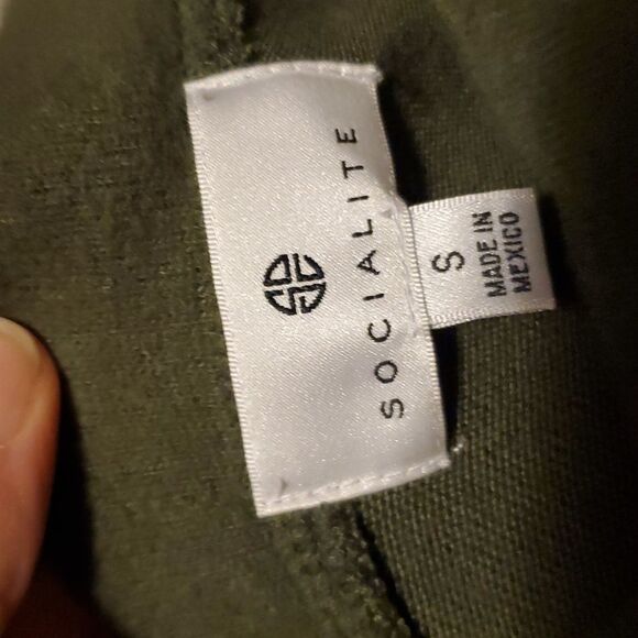 Socialite Ladies Size Small Olive Green Double V-Neck Knit Soft Dress w/ Pockets - Picture 4 of 6